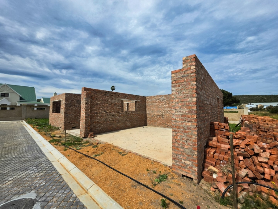 1 Bedroom Property for Sale in Stilbaai Western Cape